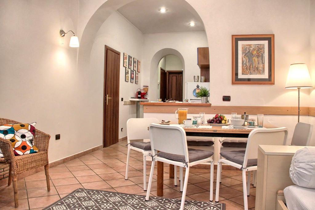 Coliseum Rome Apartments Szoba fotó